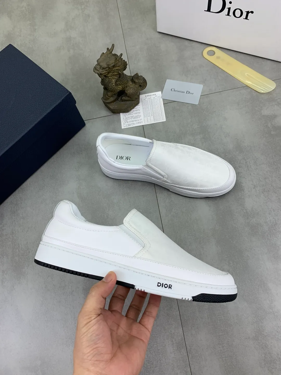 Men's Men's Shoes💰P400💰[New Style]🆘[Dior] 2025 Dior Original Lace-up Low-top Men's Shoes Classic casual shoes 🔥This model is the official flagship model with high quality and made by famous original designers. It is made of high-quality cowhide with original materials➕Comfortable and breathable mesh lining➕Pigskin insole. The perfect last shape and generous and fashionable design have attracted many consumers. Suitable for drivers to drive🚗. What you want is the highest quality in the market. Color: 4️⃣Color code number: 38--44 (45 customized)